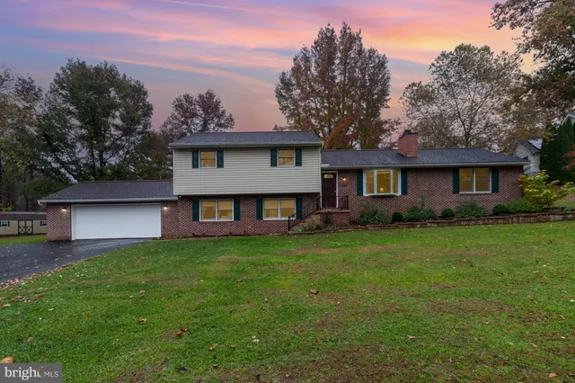 $525,000 | 6825 Glatfelters Station Road, Seven Valleys, PA 17360