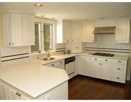 5 Bay State Road Wellesley, MA 02481 - Photo 3 of 19