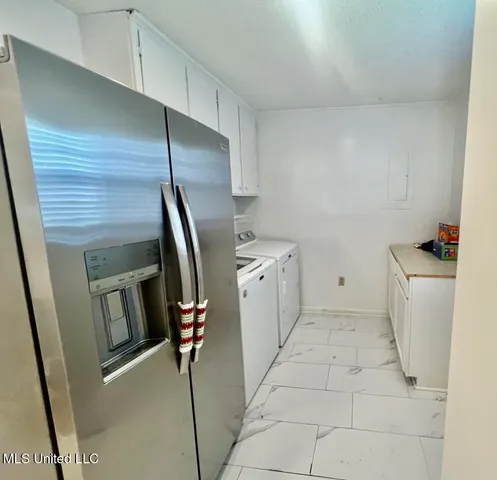 $186,000 | 506 Oakbrook Circle, McComb, MS 39648