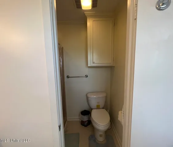 $186,000 | 506 Oakbrook Circle, McComb, MS 39648