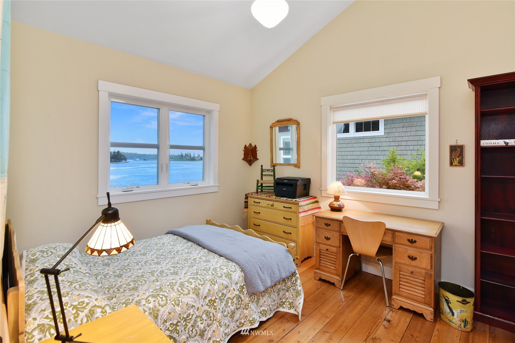 16158 Virginia Point Road Northeast Poulsbo, WA 98370 - Photo 15 of 38 Gallery Image 15