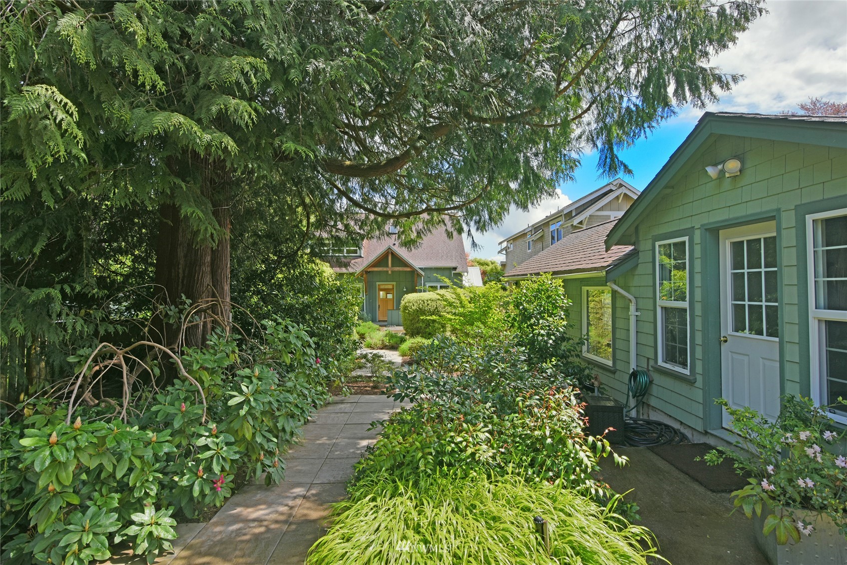 16158 Virginia Point Road Northeast Poulsbo, WA 98370 - Photo 35 of 38 Gallery Image 35