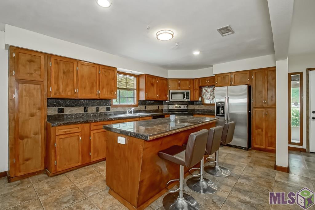 18759 McLin Road Livingston, LA 70754 - Photo 6 of 30 Gallery Image 6