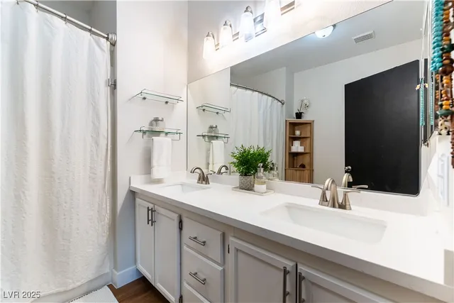 $295,000 | 4821 Black Bear Road, Unit 202, Las Vegas, NV 89149