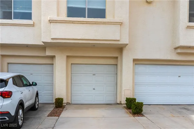 $295,000 | 4821 Black Bear Road, Unit 202, Las Vegas, NV 89149