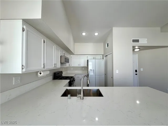 $295,000 | 4821 Black Bear Road, Unit 202, Las Vegas, NV 89149