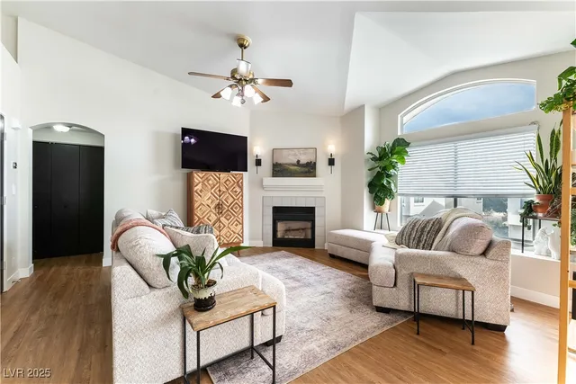 $295,000 | 4821 Black Bear Road, Unit 202, Las Vegas, NV 89149