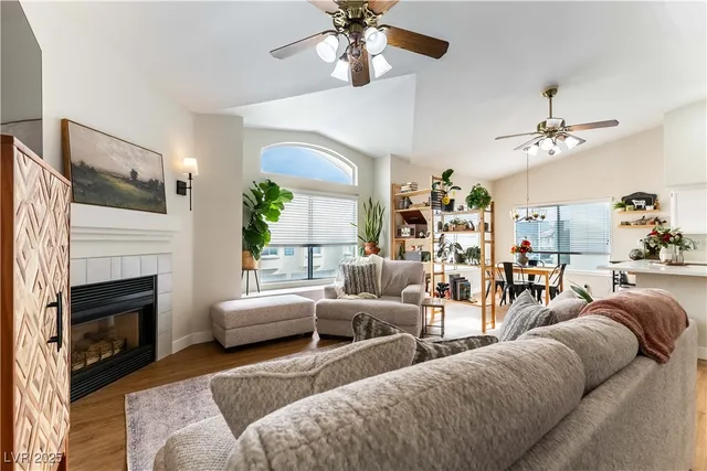 $295,000 | 4821 Black Bear Road, Unit 202, Las Vegas, NV 89149