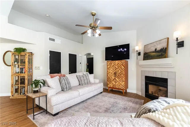 $295,000 | 4821 Black Bear Road, Unit 202, Las Vegas, NV 89149
