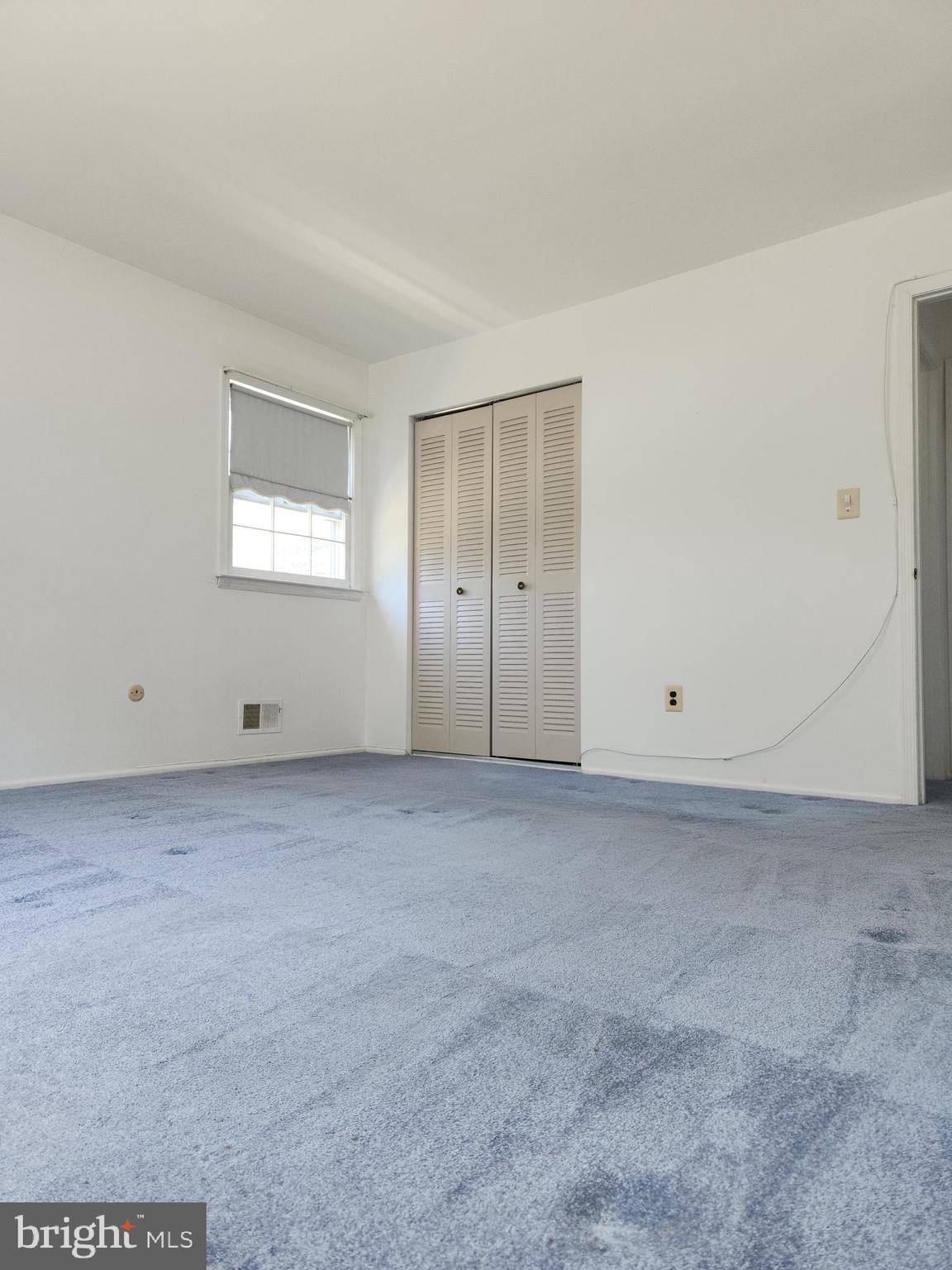 281 Center Street Little Egg Harbor, NJ 08087 - Photo 21 of 40 Spacious Bedroom 2 with Closet