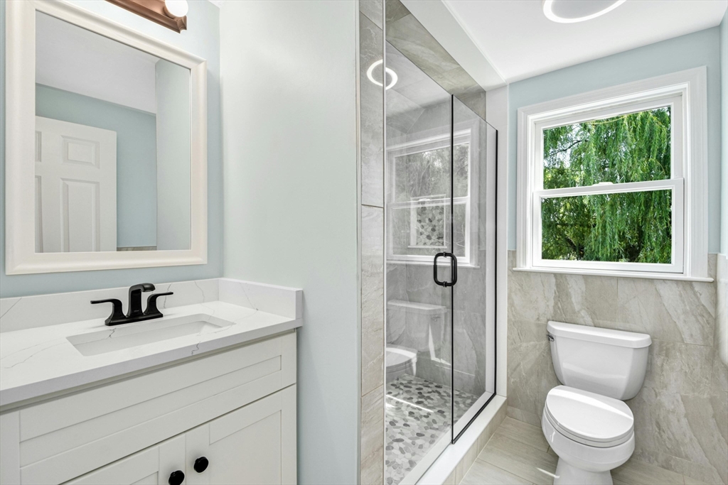 46 Duck Lane Hull, MA 02045 - Photo 23 of 42