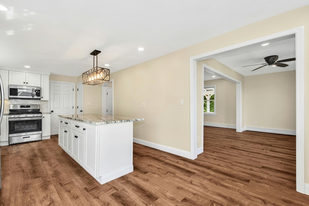 46 Duck Lane Hull, MA 02045 - Photo 9 of 42