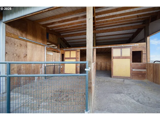 $865,000 | 7408 Southeast Night Hawk Court, Prineville, OR 97754