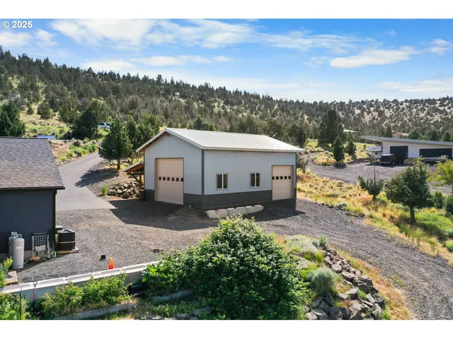 $865,000 | 7408 Southeast Night Hawk Court, Prineville, OR 97754