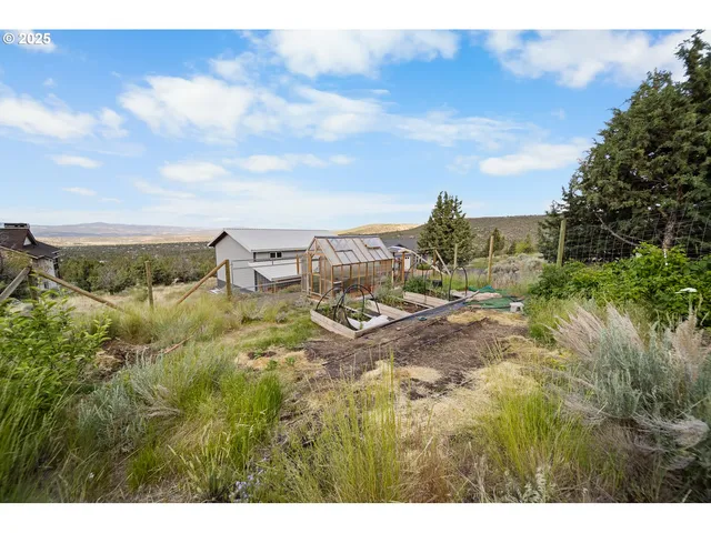 $865,000 | 7408 Southeast Night Hawk Court, Prineville, OR 97754