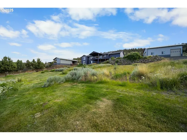 $865,000 | 7408 Southeast Night Hawk Court, Prineville, OR 97754