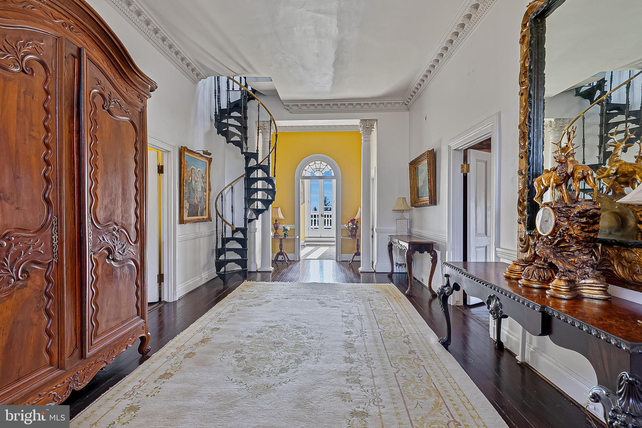1610 Delaplane Grade Road Upperville, VA 20184 - Photo 86 of 123 Upstairs foyer