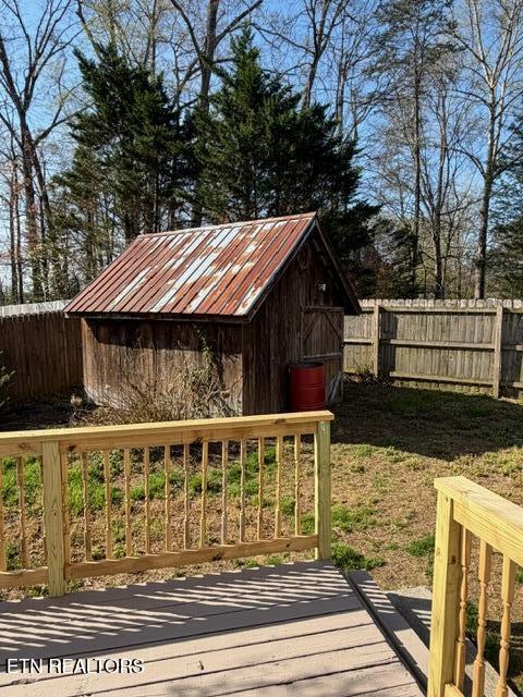 128 Pheasant Road Clinton, TN 37716 - Photo 5 of 20 IMG_0921