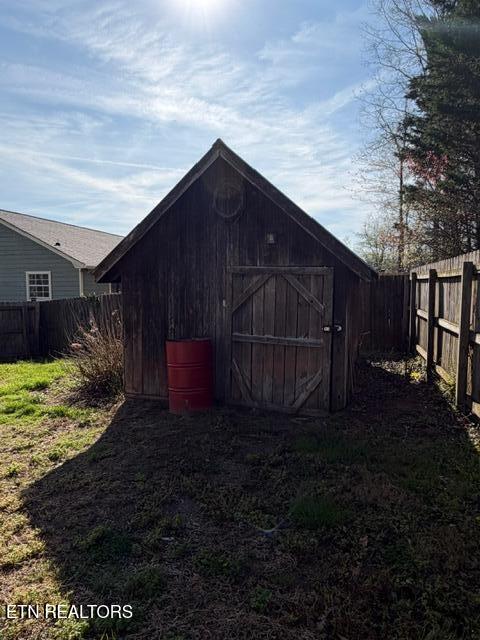 128 Pheasant Road Clinton, TN 37716 - Photo 6 of 20 IMG_0922