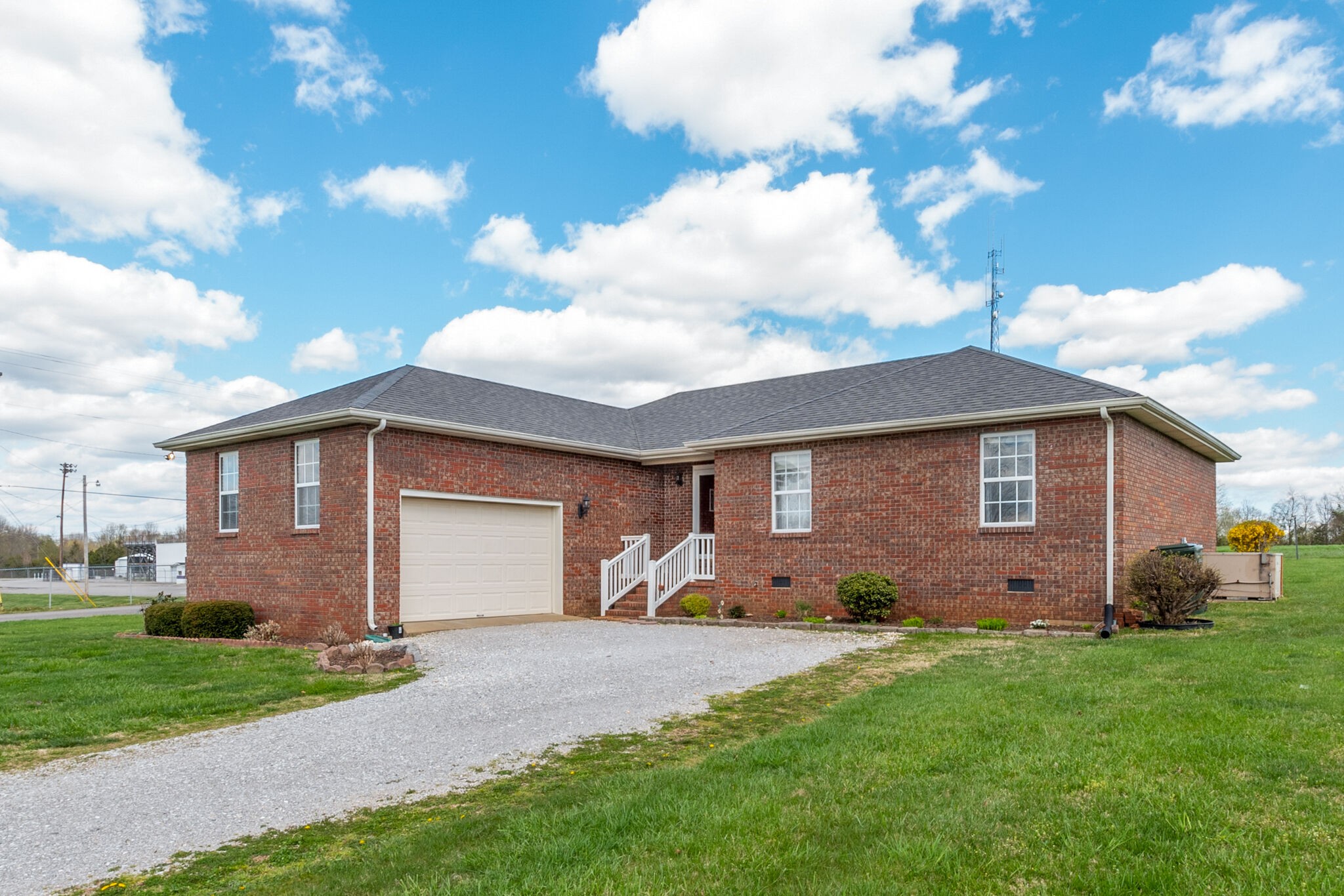 100 Riggs Avenue Portland, TN 37148 - Photo 1 of 21 Gallery Image 1