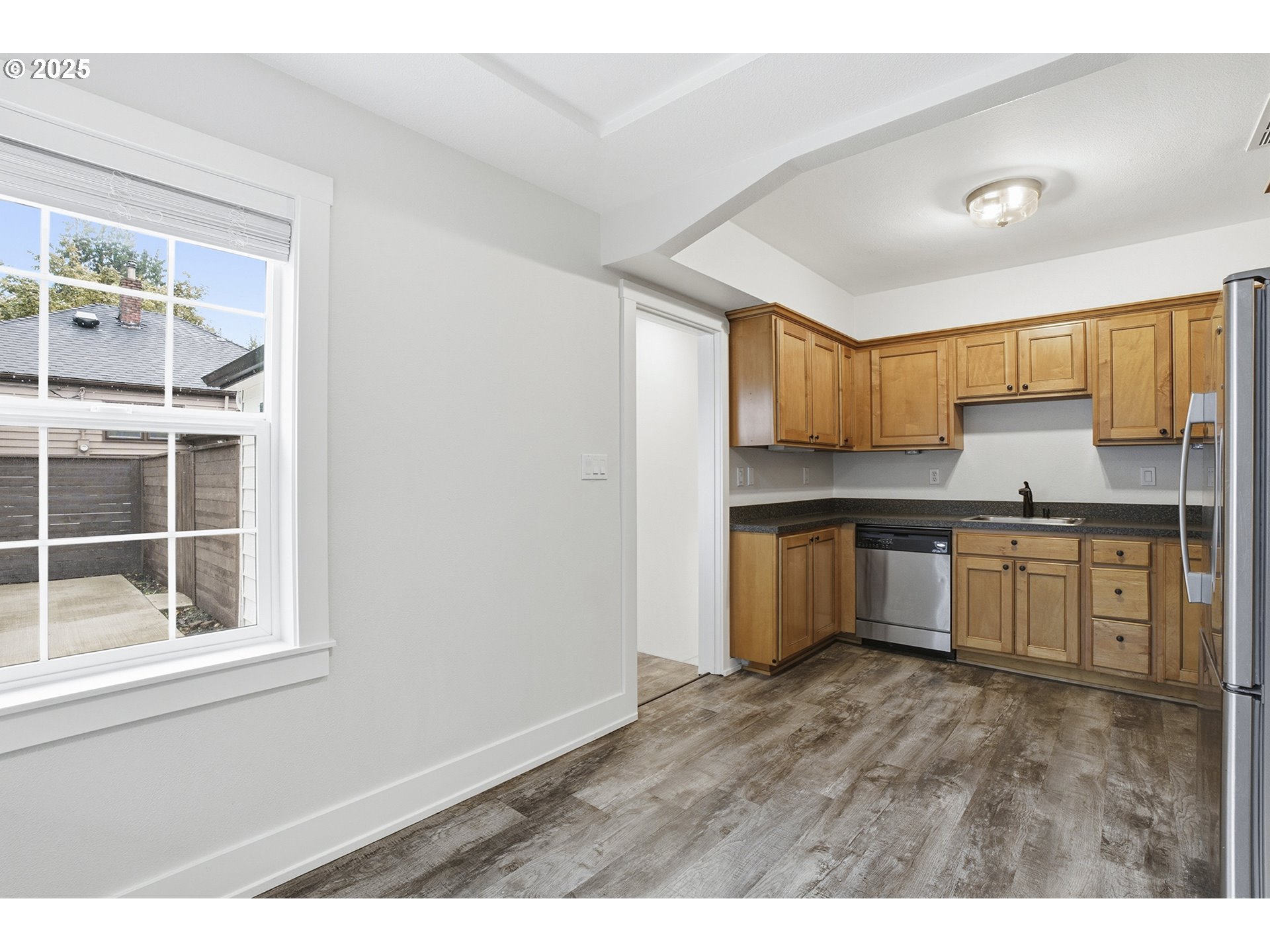 6514 Southeast Thiessen Road Milwaukie, OR 97267 - Photo 14 of 43