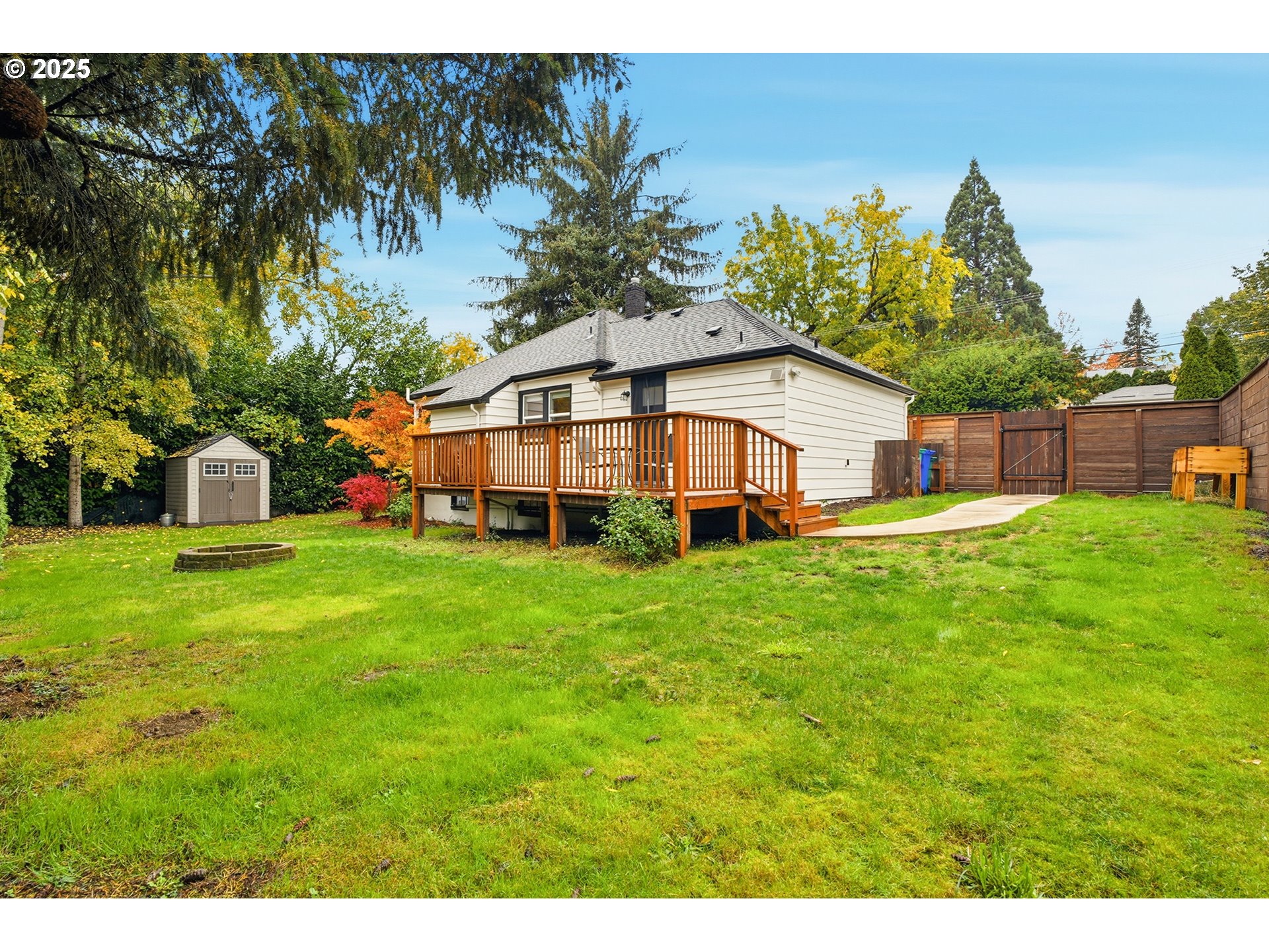 6514 Southeast Thiessen Road Milwaukie, OR 97267 - Photo 36 of 43