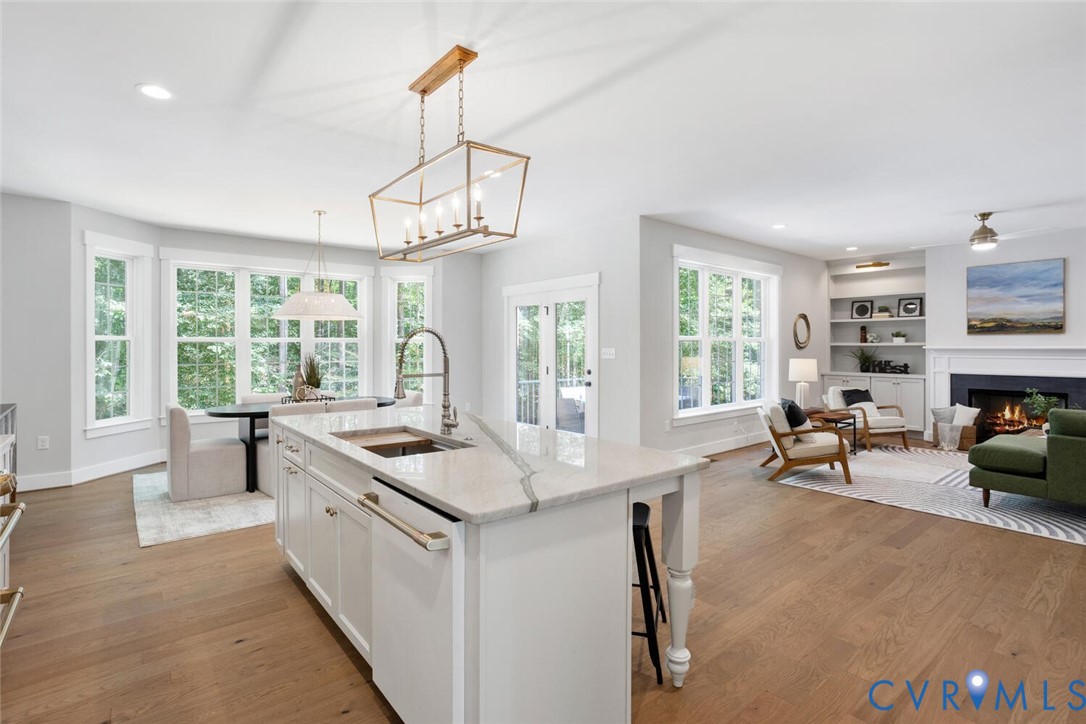 13800 Summerlook Lane Chesterfield, VA 23832 - Photo 14 of 49 a living room with furniture and a table
