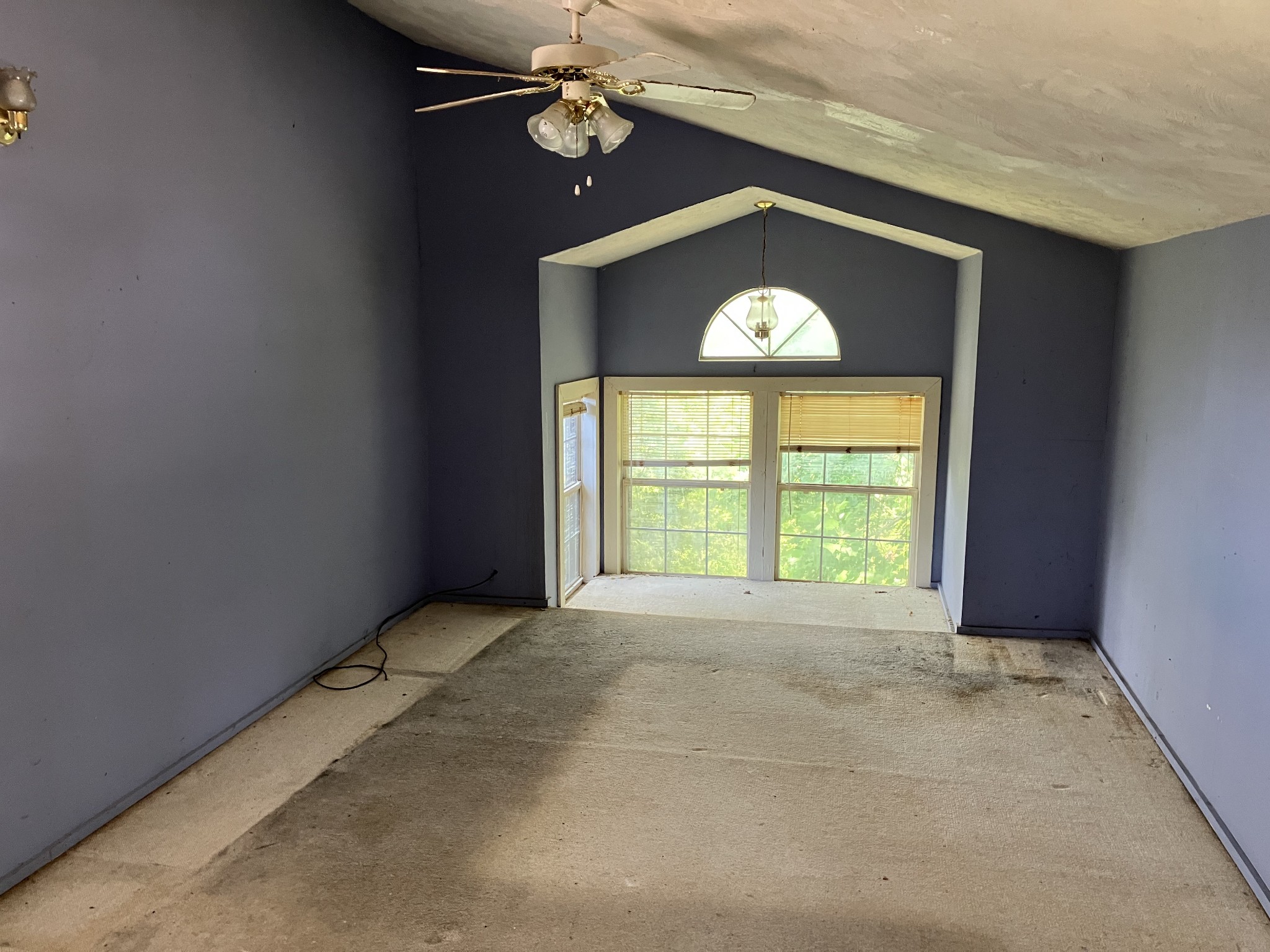 2029 Old Lake Road Lewisburg, TN 37091 - Photo 22 of 23 a view of an empty room with a window