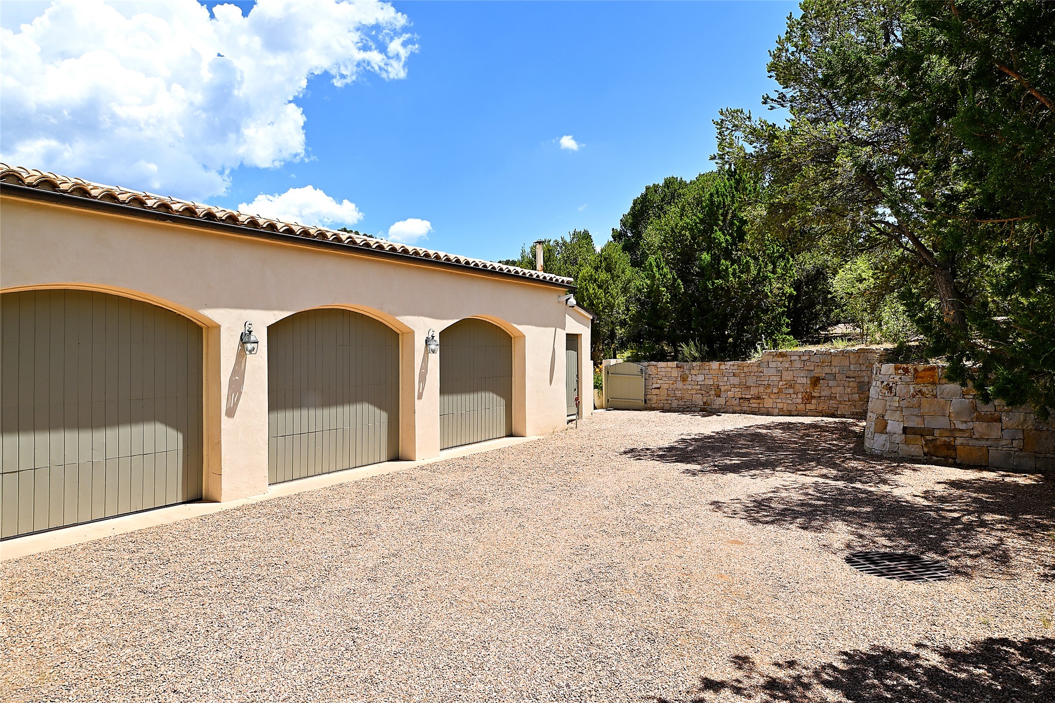 37 Rancho Escondido Santa Fe, NM 87506 - Photo 39 of 57