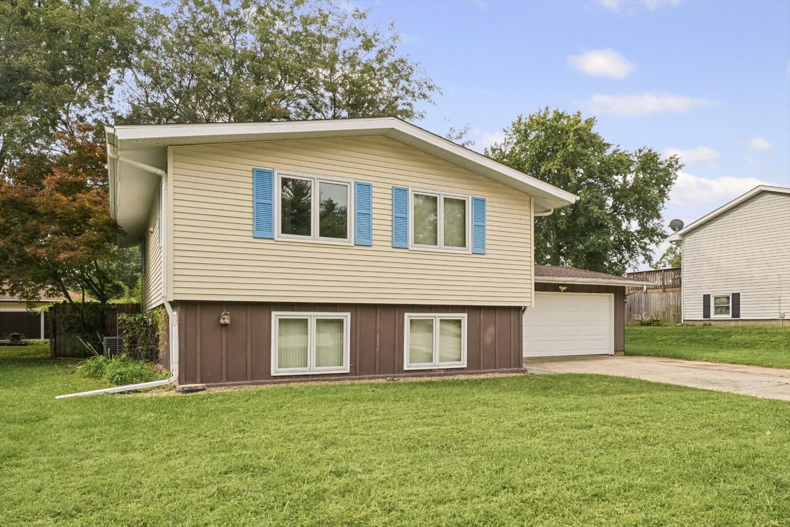 814 Pinecrest Drive Rantoul, IL 61866 - Photo 5 of 58 Gallery Image 5