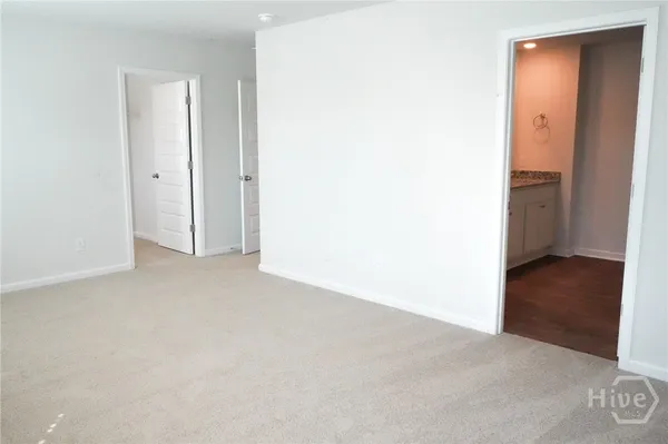 $2,500 | 416 Coconut Drive, Bloomingdale, GA 31302