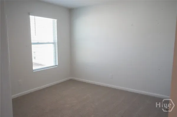 $2,500 | 416 Coconut Drive, Bloomingdale, GA 31302