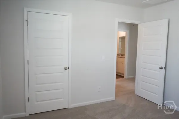 $2,500 | 416 Coconut Drive, Bloomingdale, GA 31302