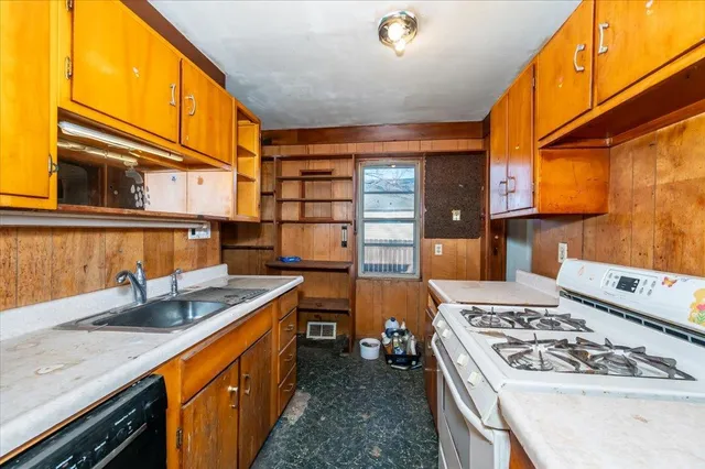 $150,000 | 4217 Peabody Street, Duluth, MN 55804