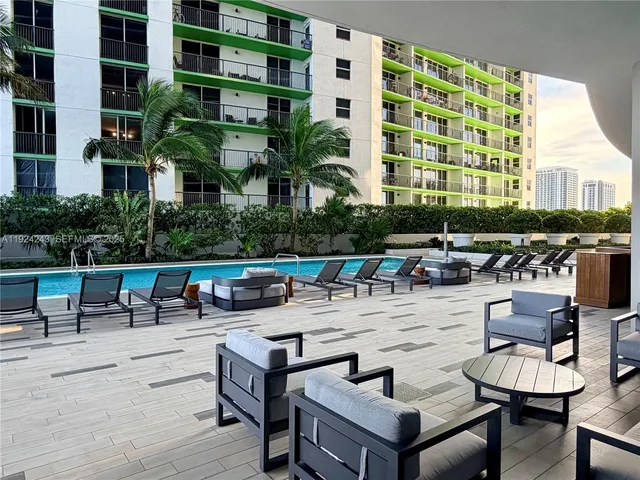 $7,100 | 488 Northeast 18th Street, Unit 2310, Miami, FL 33132