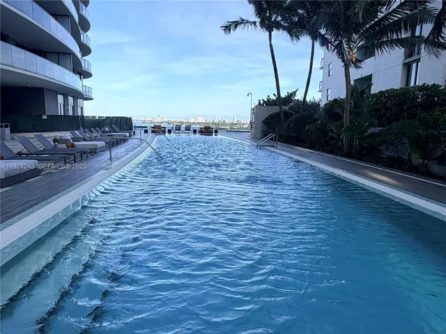 $7,100 | 488 Northeast 18th Street, Unit 2310, Miami, FL 33132