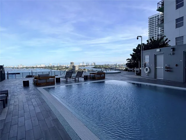 $7,100 | 488 Northeast 18th Street, Unit 2310, Miami, FL 33132