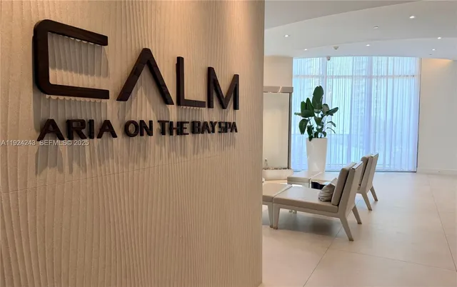 $7,100 | 488 Northeast 18th Street, Unit 2310, Miami, FL 33132