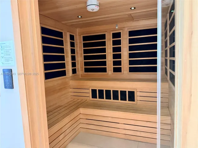 $7,100 | 488 Northeast 18th Street, Unit 2310, Miami, FL 33132