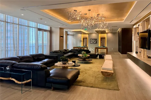 $7,100 | 488 Northeast 18th Street, Unit 2310, Miami, FL 33132