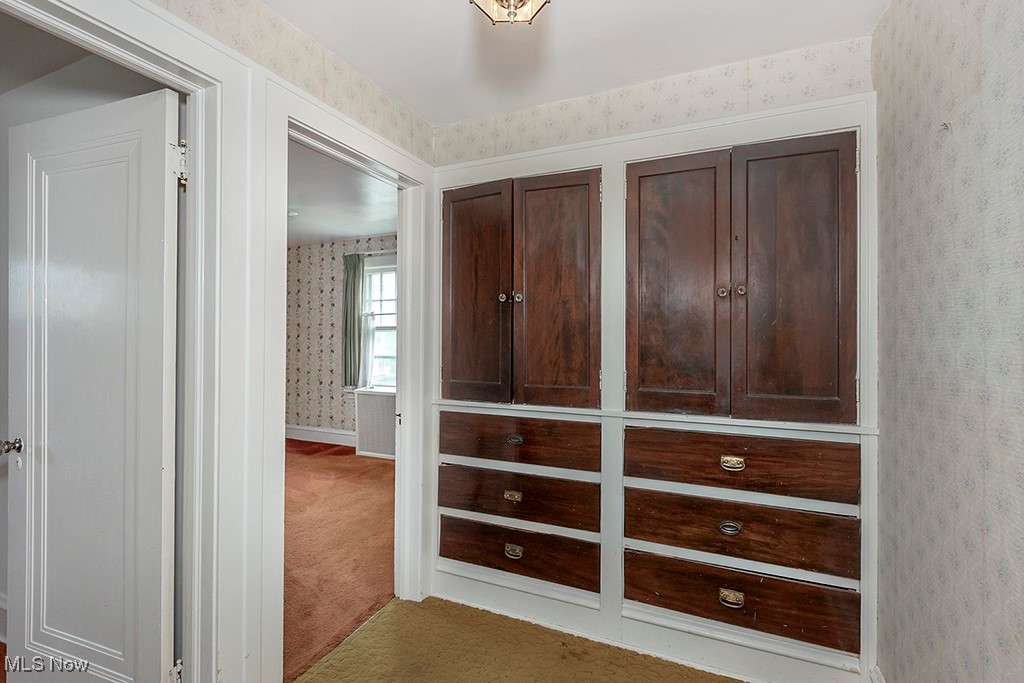 3336 Dellwood Road Cleveland, OH 44118 - Photo 23 of 42