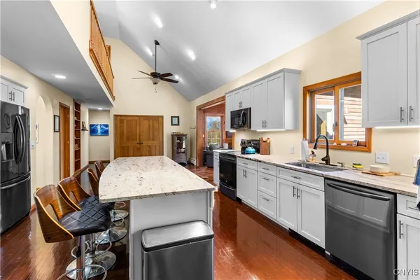 $499,900 | 1038 Shackham Road, Fabius, NY 13063