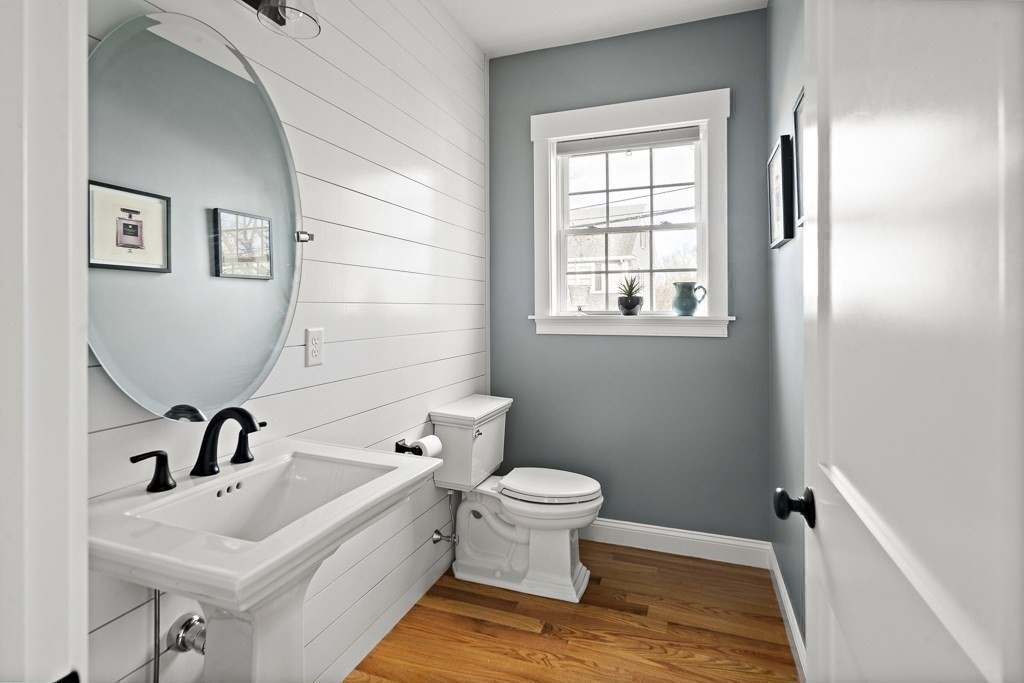 61 Hardy Pond Road Waltham, MA 02451 - Photo 14 of 35 a bathroom with a sink and mirror