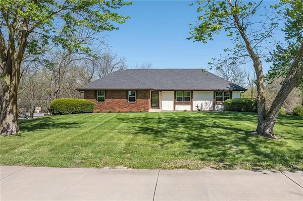 $434,900 | 13491 Heritage Drive, St. Joseph, MO 64505