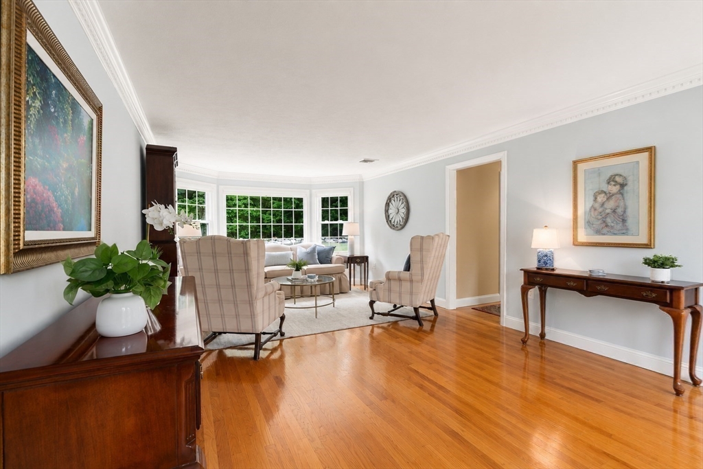 27 Oriole Road Medfield, MA 02052 - Photo 17 of 42