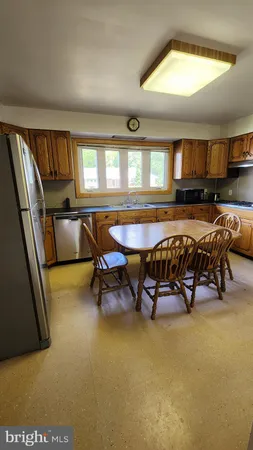 $1,950 | 202 Holly Street, Glassboro, NJ 08028