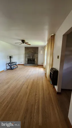 $1,950 | 202 Holly Street, Glassboro, NJ 08028