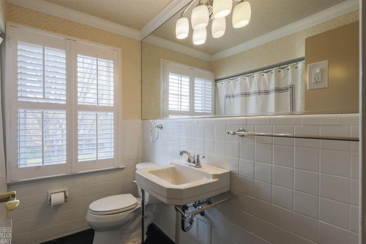 162 Fisher Road Grosse Pointe Farms, MI 48230 - Photo 26 of 39