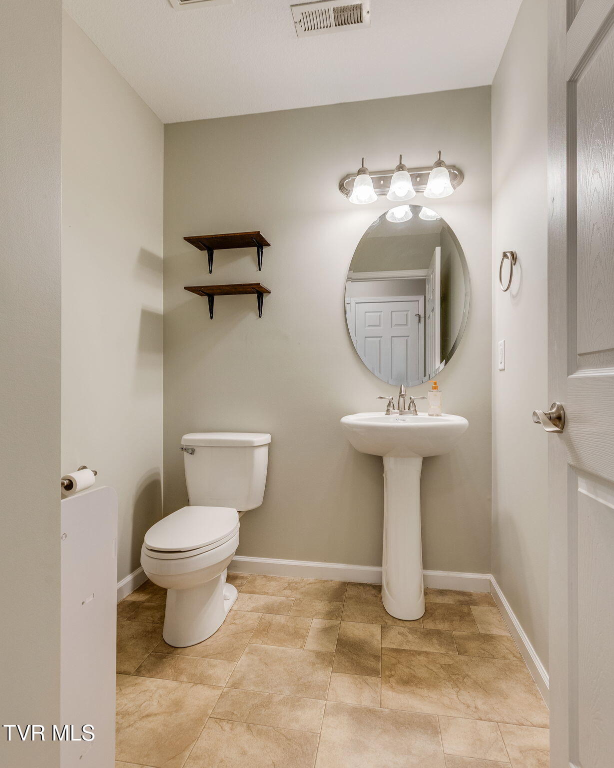 396 Jonesboro Road, Unit 35H Piney Flats, TN 37686 - Photo 12 of 28 011