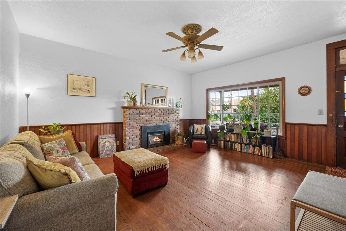 3072 Griffin Creek Road Medford, OR 97501 - Photo 14 of 56 13-CI_3530